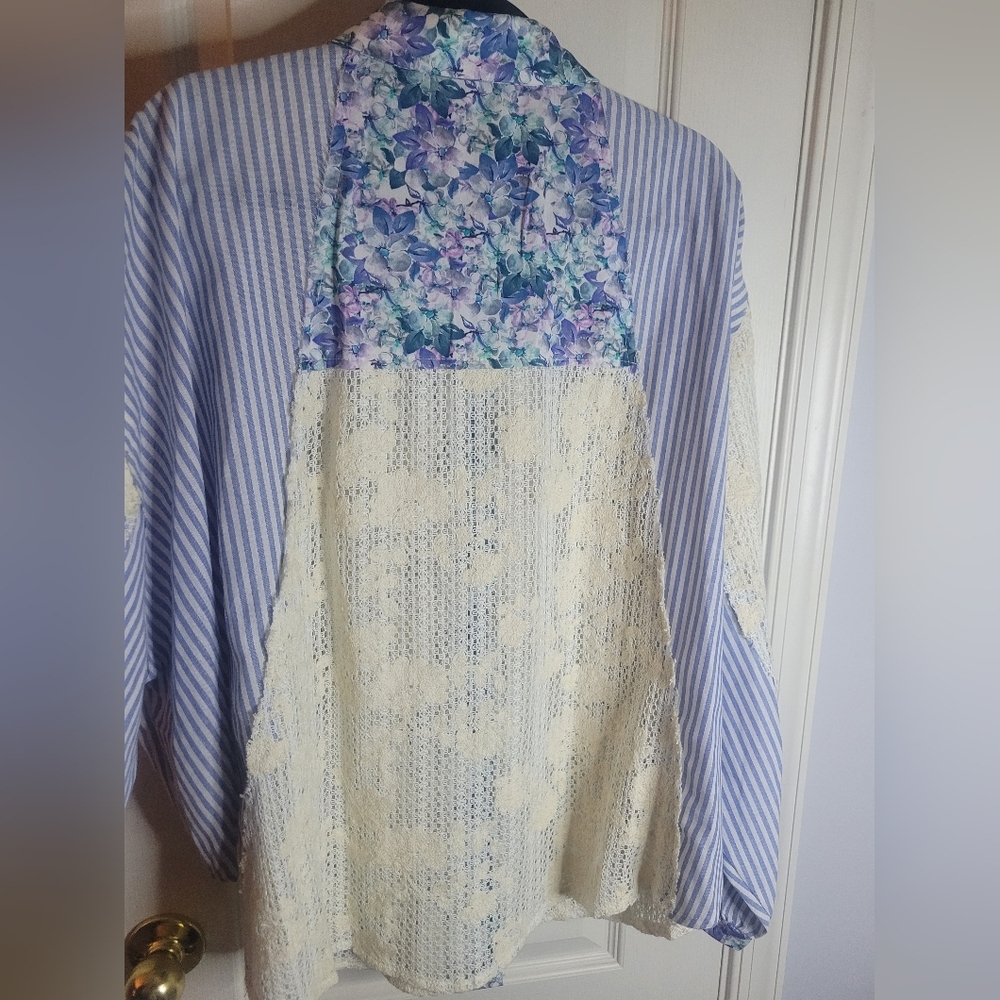 POL Floral Patchwork Demim And Knit Top. Sz S. NWOT Oversized - Picture 3 of 12